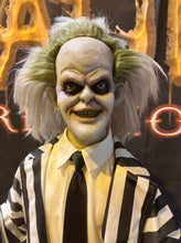 Load image into Gallery viewer, SHOWTIME